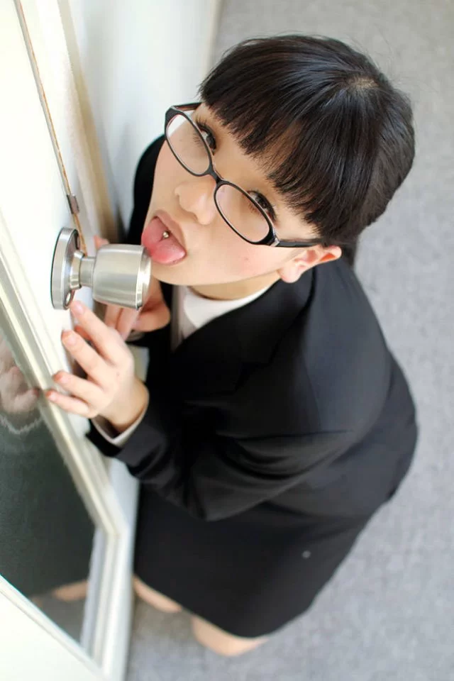 Doorknob Shojo