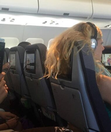 Gente OGT o incómoda en el avión.